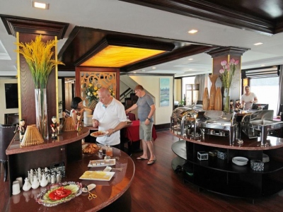 La-Pinta-Cruise-Restaurant-(5)